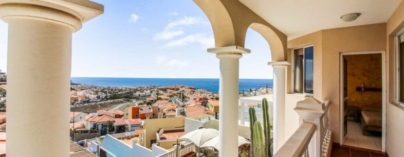 VILLA DI LUSSO IN GRAN CANARIA INVESTIMENTI IMMOBILIARI IN GRAN CANARIA F&M PROPERTY GROUP REAL ESTATE  NUOVO UFFICIO IN LAS PALMAS SANTA CATALINA: Calle Albareda 21 al 5º piano Ufficio Porta “B” Santa Catalina-35008-Las Palmas-Gran Canaria Telefono Ufficio Las Palmas +34 828055770  Daniele Piccoli (Numero Italiano) +39 3518711203 Daniele Piccoli (Numero spagnolo) +34 635 632 009 Alexia Ponzano +34 665 88 36 42 info@fmproperty.eu www.fmproperty.eu