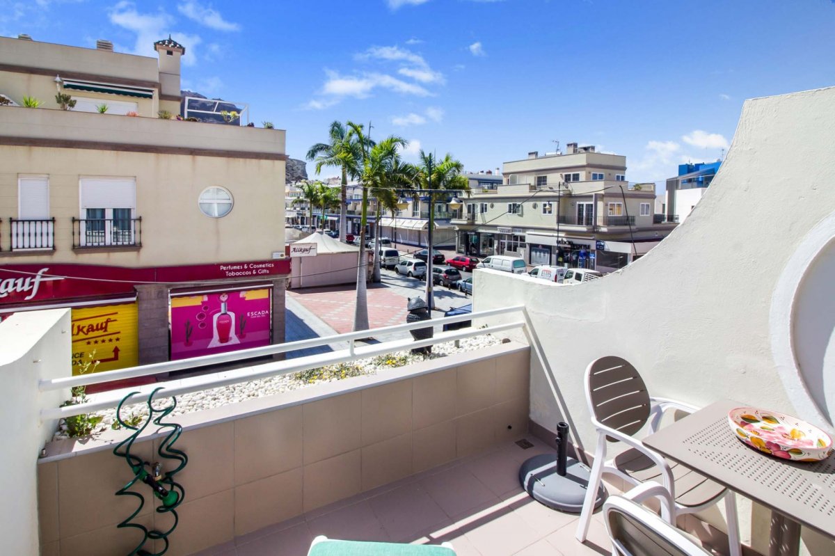 VENDITA MONOLOCALE CON TERRAZZA E SOLARIUM VICINO LA SPIAGGIA  A PUERTO DE MOGAN IN GRAN CANARIA