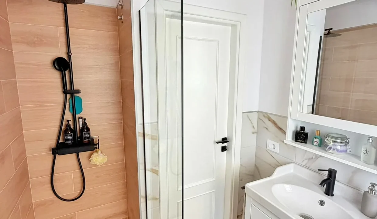 appartamento-costa-del-silencio-tenerife-bagno-ristrutturato-07